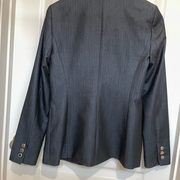 Calvin Klein Blazer. - Picture 3 of 3